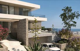 Villas with continuous sea views for 1,310,000 €