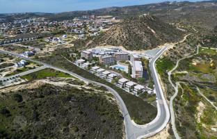 2-bedroom apartment 90 m² in Germasogeia for 405,000 €