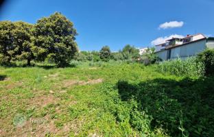 Land plot 1,943 m² in Medulin for 368,000 €
