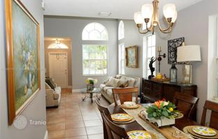 4-bedroom house 245 m² in Pembroke Pines for $785,000