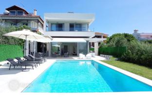 3-bedroom villa 180 m² in Chalkidiki (Halkidiki) for 2,000,000 €