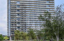 Apartment – The Queensway, Toronto, Ontario,  Canada for C$899,000
