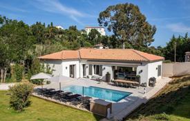 5-bedroom cottage in La Croix-Valmer for 12,500 € per week