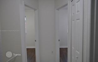 3-bedroom apartments in condo 110 m² in Hialeah for $370,000