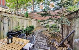 Terraced house – Shuter Street, Old Toronto, Toronto,  Ontario,   Canada for C$1,175,000