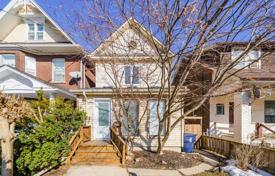 Townhome – East York, Toronto, Ontario,  Canada for C$1,211,000
