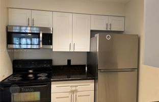 2-bedroom apartments in condo 102 m² in Davie for $265,000