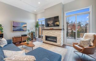 3-bedroom house in Etobicoke for C$2,509,000