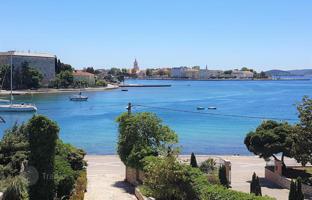 10-bedroom villa 540 m² in Zadar for 1,850,000 €