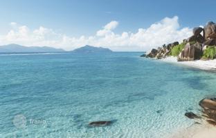 Land plot in Mahé for $1,900,000
