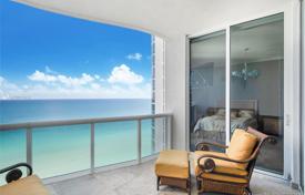 Three-bedroom ”turnkey“ apartment ocean views in Sunny Isles Beach, Florida, USA for 1,300,000 €