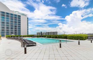 1-bedroom apartments in condo in Miami Beach for $700,000