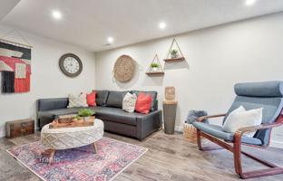 13-bedroom apartment in Brock Avenue for C$1,691,000