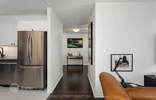 7-bedroom apartment in Jarvis Street for C$1,043,000