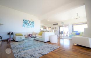 3-bedroom penthouse in Paphos for 550,000 €
