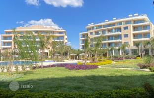 2-bedroom apartment 97 m² in Trachoni for 350,000 €