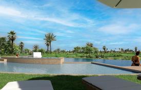 Frontline golf villas on one level with solarium and basement in La Serena Golf for 549,000 €