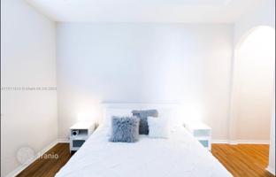 2-bedroom apartments in condo 104 m² in Doral for $445,000