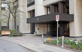 Apartment – Harbour Square, Old Toronto, Toronto,  Ontario,   Canada for C$800,000
