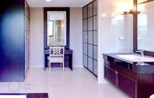 2-bedroom apartments in condo 152 m² in Chonburi for $344,000