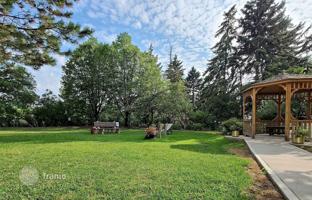 2-bedroom apartment in North York for C$1,146,000