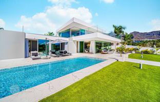 4-bedroom villa 380 m² in Costa Adeje for 5,500,000 €