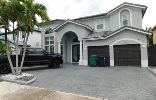 5-bedroom house 309 m² in Cutler Bay for $900,000