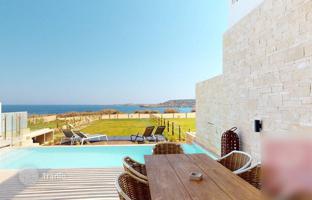5-bedroom villa 393 m² in Famagusta for 3,500,000 €