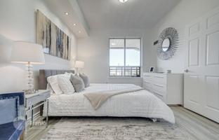5-bedroom apartment in Eglinton Avenue East for C$915,000