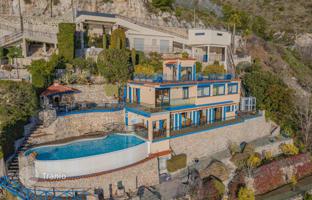 Three-level villa with a swimming pool and stunning sea views in Eze, Côte d'Azur, France for 2,900,000 €
