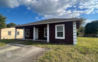 3-bedroom house 118 m² in Miami for $400,000