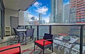 Apartment – Richmond Street West, Old Toronto, Toronto,  Ontario,   Canada for C$838,000