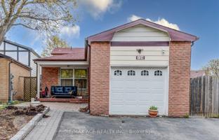 12-bedroom house in Scarborough for C$1,805,000