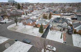 12-bedroom house in North York for C$1,590,000