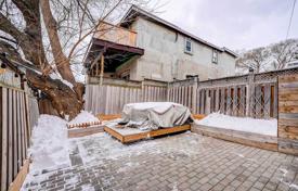 Terraced house – York, Toronto, Ontario,  Canada for C$1,640,000