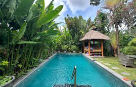 Charming Vintage Tropical Villa in Peaceful Berawa – 3 Bedrooms with Sunset Views for $300,000