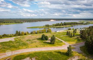 Land plot 2,757 m² in Jurmala for 744,000 €