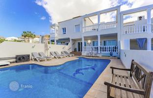 4-bedroom townhouse 364 m² in Los Cristianos for 850,000 €