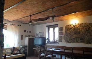 Land plot 2,225 m² in Campagnatico for 1,500,000 €