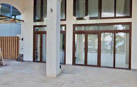 Apartment (Flat) in Germasoyia Tourist Area, Limassol for Sale for 4,000,000 €