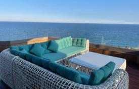 Luxurious, spacious apartment with a large terrace and stunning views of the sea and mountains for 69,000 TRY per week