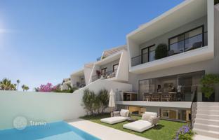 3-bedroom villa 214 m² in Manilva for 995,000 €