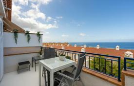 Furnished three-level townhouse with a garage in Puerto de Santiago, Tenerife, Spain for 570,000 €