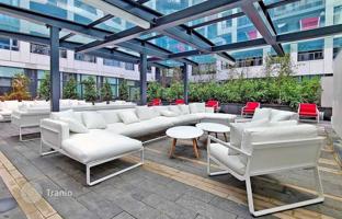 2-bedroom apartment in Bathurst Street for C$1,173,000
