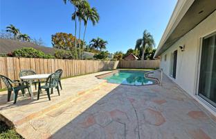 4-bedroom house 252 m² in West End for $675,000
