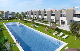 2-bedroom cottage 110 m² in Torrevieja for 264,000 €