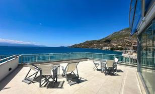 Sunny furnished penthouse with a large terrace on the first line from the beach, Loutraki, Peloponnese, Greece for 250,000 €