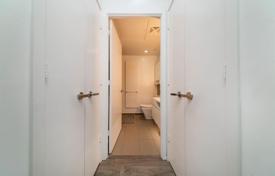 Apartment – Charles Street East, Old Toronto, Toronto,  Ontario,   Canada for C$677,000