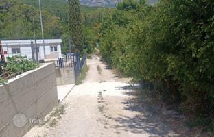 Land plot in Sutorina for 150,000 €