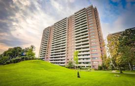Apartment – Scarlett Road, Toronto, Ontario,  Canada for C$789,000